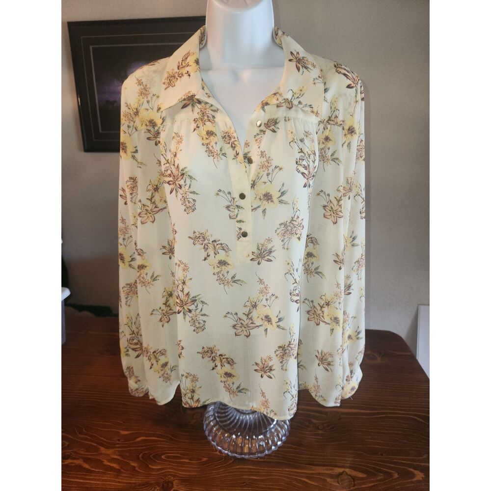 Love 21 Women's Cream Floral Blouse Long Sleeve Flower Print Top Size M